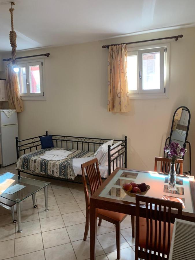 Little Yard Studios & Apartments #4 Naxos City Extérieur photo